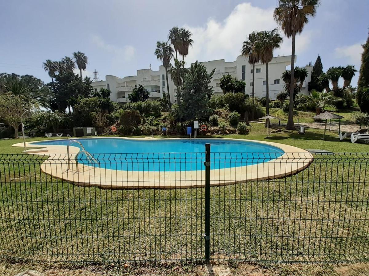 Estepona Golf Apartment Esterno foto